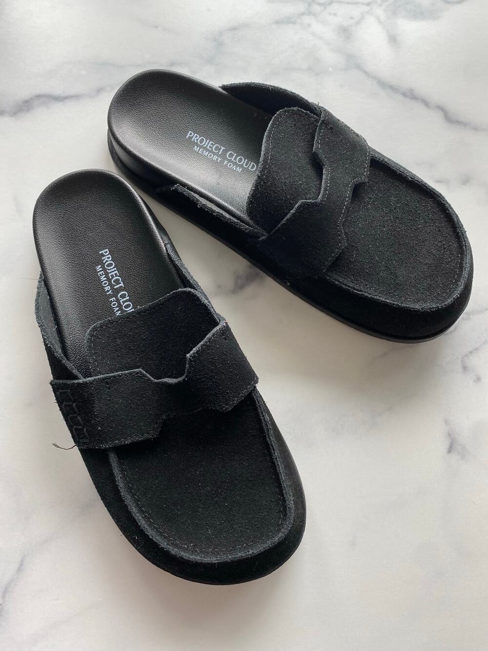 Project Cloud Genuine Suede Cassie Clogs Black Size 7